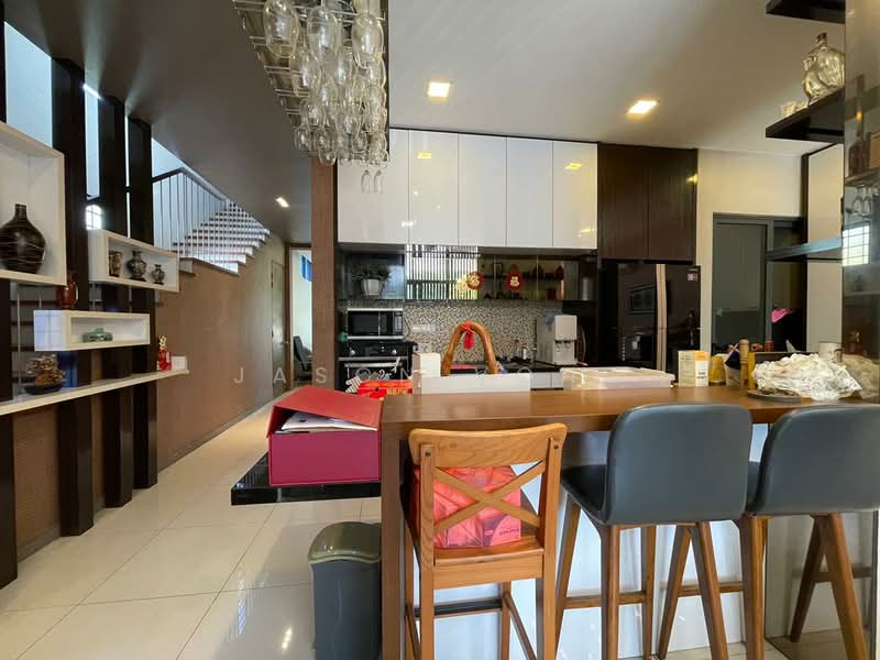 Rumah Teres 3 Tingkat untuk Dijual di Lake Fields (Sungai Besi) - Jason Vong - Breakfast counter area - PropertyGuru.com.my