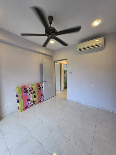 Pangsapuri untuk Dijual di Suria Vista Apartment - Desmond Low - PropertyGuru.com.my