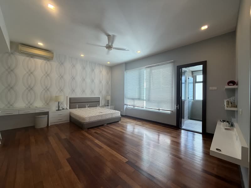 Kondominium untuk Dijual di Infinity Beachfront Condominium - Nikki Cheah - PropertyGuru.com.my