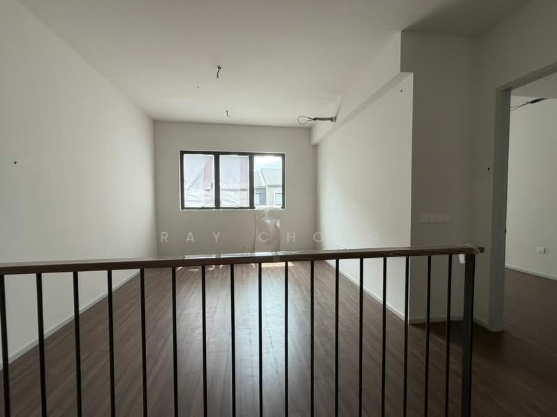Rumah Teres 3 Tingkat untuk Dijual di Taman Bukit Serdang (Seri Kembangan) - Ray Chong - Interior - PropertyGuru.com.my