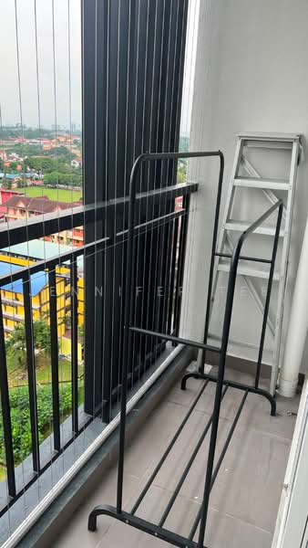 Servis Apartment untuk Disewa di TRELLIS RESIDENCES - Jennifer Tee - Balcony - PropertyGuru.com.my