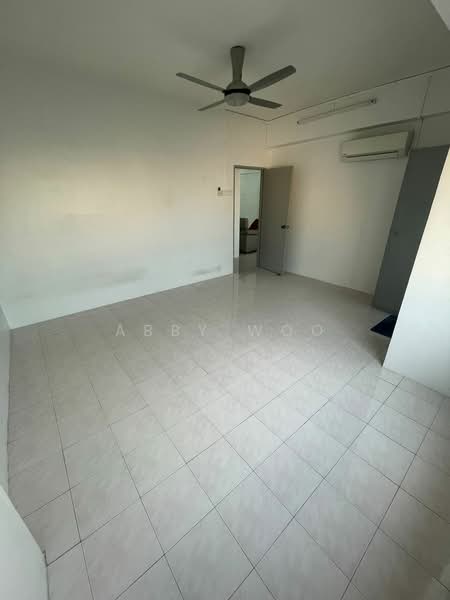 Apartment for Rent at Pangsapuri Perdana Villa - Abby Woo - Interior - PropertyGuru.com.my