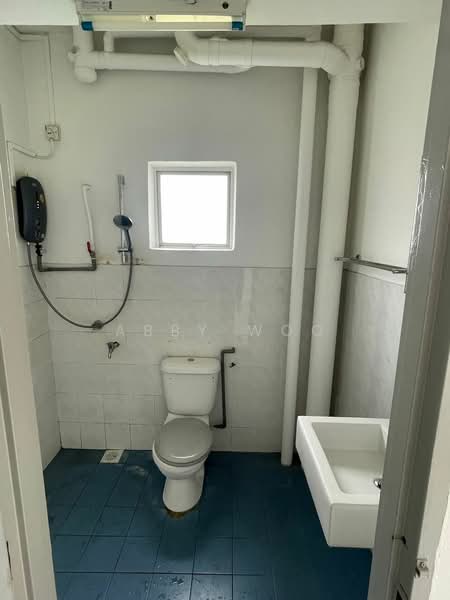 Apartment for Rent at Pangsapuri Perdana Villa - Abby Woo - Bathroom - PropertyGuru.com.my