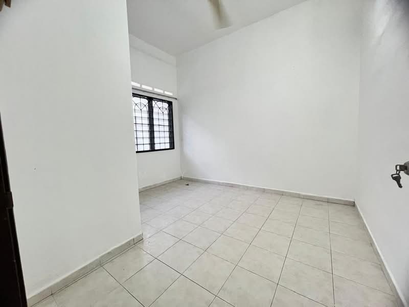 Rumah Teres 2-Tingkat untuk Dijual di Taman Sri Kluang (Kluang) - May Tan - PropertyGuru.com.my