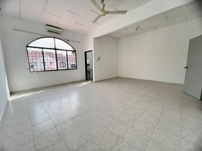 Rumah Teres 2-Tingkat untuk Dijual di Taman Sri Kluang (Kluang) - May Tan - PropertyGuru.com.my
