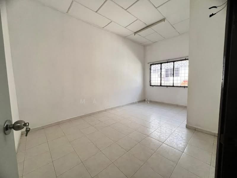Rumah Teres 2-Tingkat untuk Dijual di Taman Sri Kluang (Kluang) - May Tan - PropertyGuru.com.my