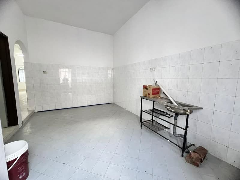 Rumah Teres 2-Tingkat untuk Dijual di Taman Sri Kluang (Kluang) - May Tan - PropertyGuru.com.my