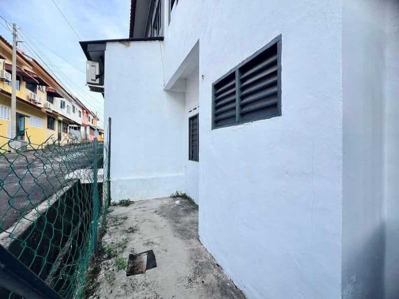 Rumah Teres 2-Tingkat untuk Dijual di Taman Sri Kluang (Kluang) - May Tan - PropertyGuru.com.my