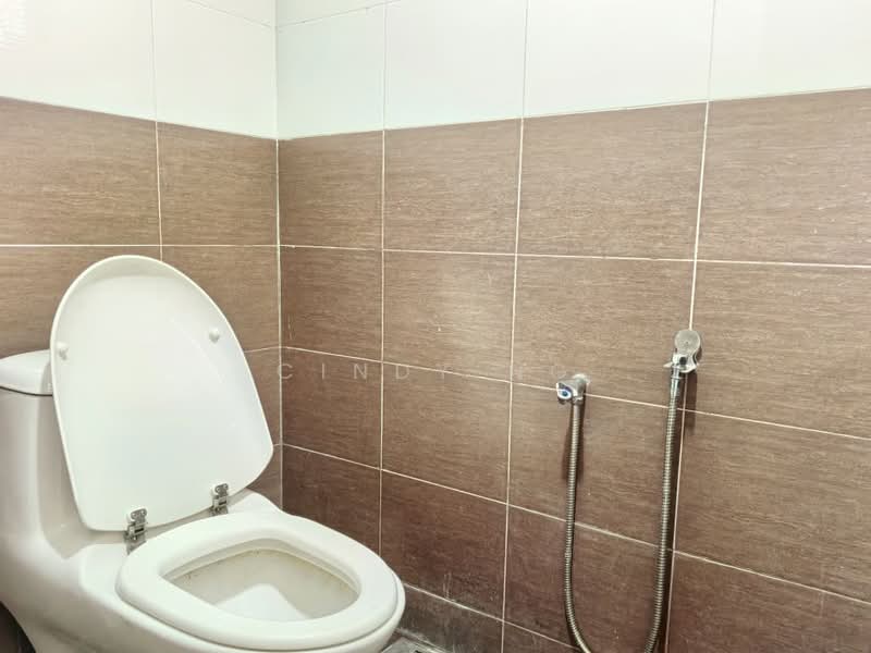 Apartment for Rent at Subang Perdana Goodyear Court 10 - Cindy Ng - Bathroom - PropertyGuru.com.my