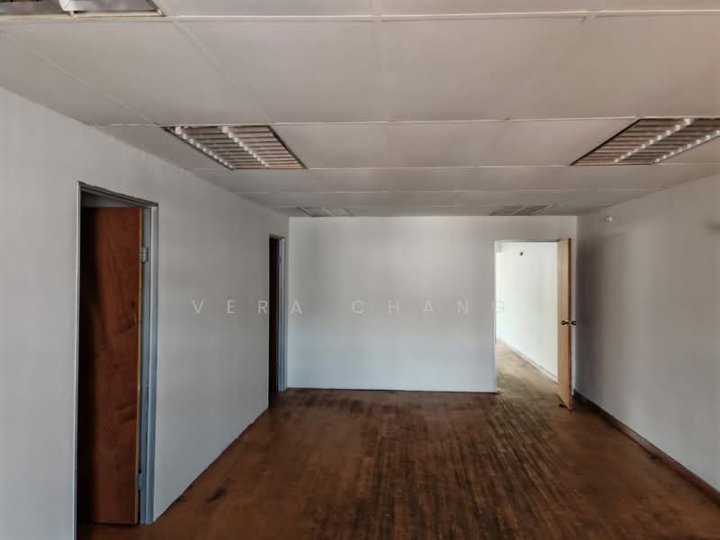 Shop / Office for Rent in Taman Molek (Johor Bahru) - Vera Chang - Interior - PropertyGuru.com.my