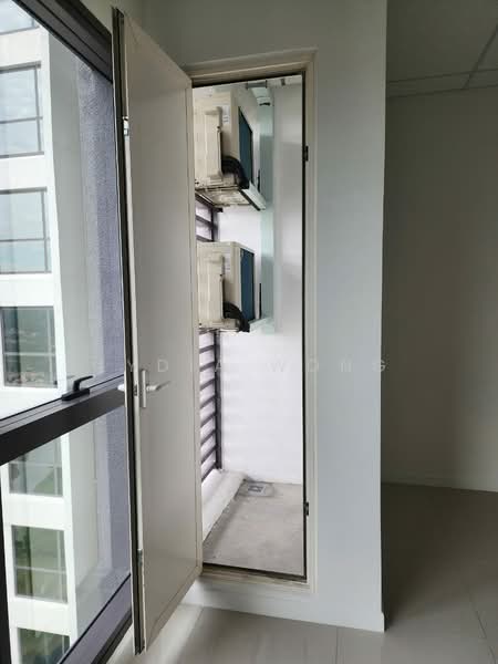 Servis Apartment untuk Disewa di Edelweiss @ Tropicana Gardens - Lydia Wong - Balcony - PropertyGuru.com.my