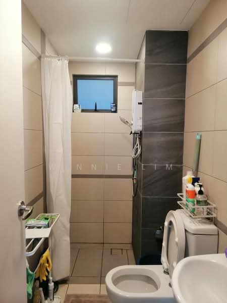 Condominium for Rent at The Z Residence - Winnie Lim - Bathroom - PropertyGuru.com.my