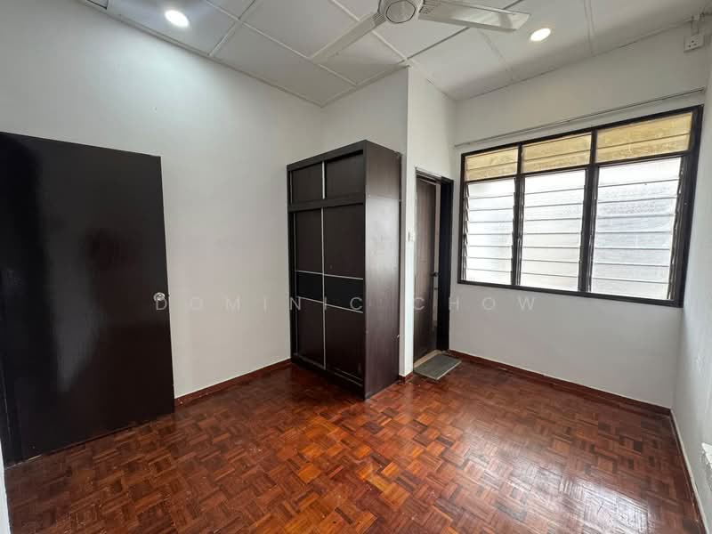 Rumah Teres 1.5 Tingkat untuk Disewa di Taman Perling (Perling) - Dominic Chow - PropertyGuru.com.my