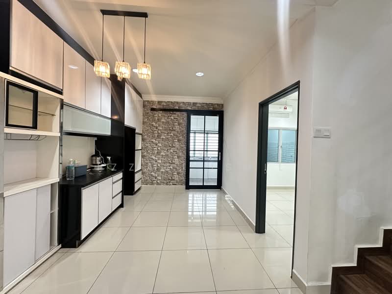 Rumah Teres 2 Tingkat untuk Disewa di Taman Jenderam Permai (Dengkil) - Izzati Ismil - PropertyGuru.com.my