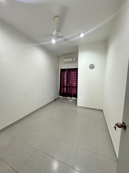 Rumah Teres 2 Tingkat untuk Disewa di Taman Jenderam Permai (Dengkil) - Izzati Ismil - PropertyGuru.com.my