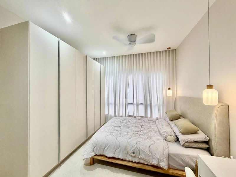 Servis Apartment untuk Dijual di E'Island Lake Haven - Fazie Noor - Bedroom - PropertyGuru.com.my