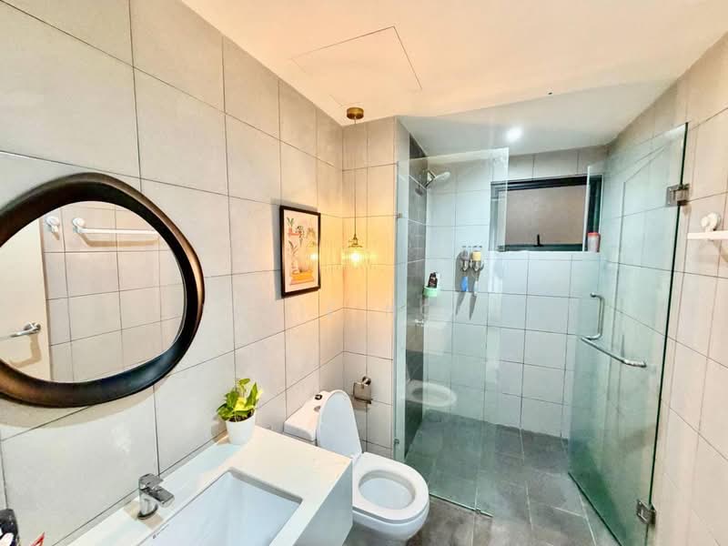 Servis Apartment untuk Dijual di E'Island Lake Haven - Fazie Noor - Bathroom - PropertyGuru.com.my