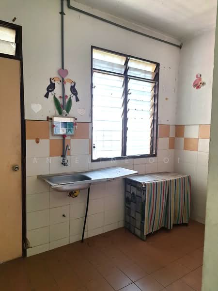 Apartment for Sale at Mentari Court - Angeline Ooi - Kitchen - PropertyGuru.com.my