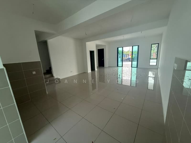 Rumah Teres untuk Dijual di Kulai (Johor) - JOANNE YONG - Living Room - PropertyGuru.com.my