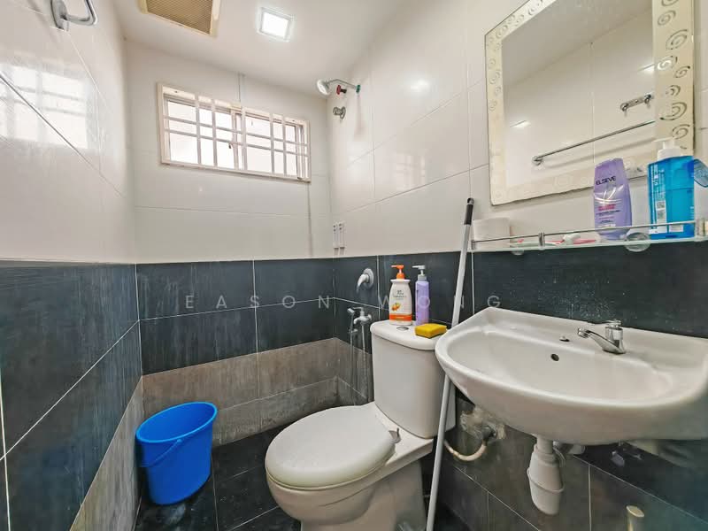 2-storey Terraced House for Sale in Bandar Damai Perdana (Cheras) - Eason Wong - Bathroom - PropertyGuru.com.my