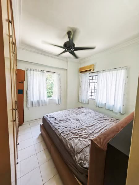 Pangsapuri untuk Disewa di Gambier Heights - Jerry Tan - Bedroom - PropertyGuru.com.my