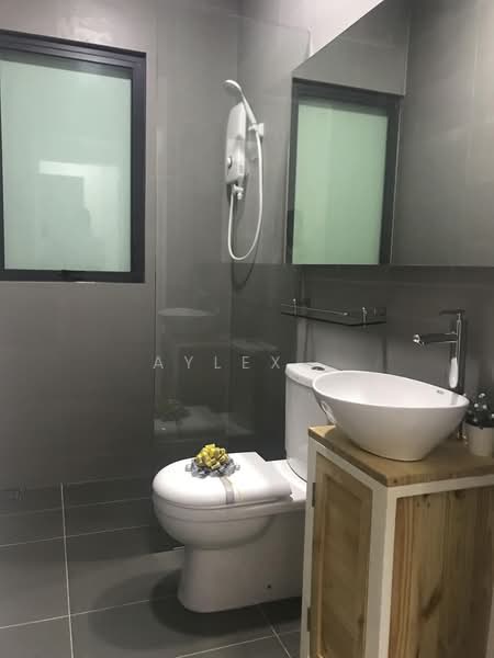 Servis Apartment untuk Dijual di The Atera @ Petaling Jaya - Phase 2 - Aylex . - Bathroom - PropertyGuru.com.my