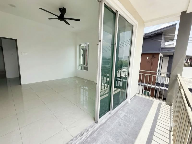 Semi-Detached House for Sale in Panorama Lapangan Saujana (Green Park) (Ipoh) - Kayan . - Balcony - PropertyGuru.com.my