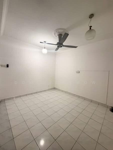 Rumah Teres 1.5 Tingkat untuk Disewa di Taman Perling (Perling) - Dominic Chow - PropertyGuru.com.my