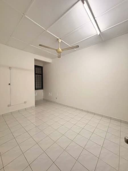 Rumah Teres 1.5 Tingkat untuk Disewa di Taman Perling (Perling) - Dominic Chow - PropertyGuru.com.my