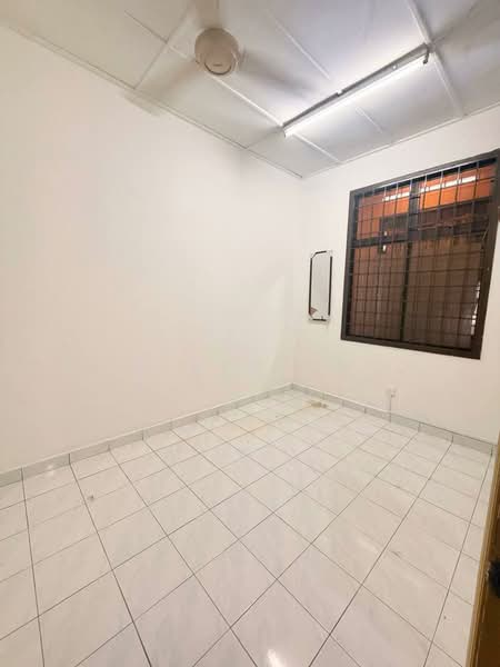 Rumah Teres 1.5 Tingkat untuk Disewa di Taman Perling (Perling) - Dominic Chow - PropertyGuru.com.my