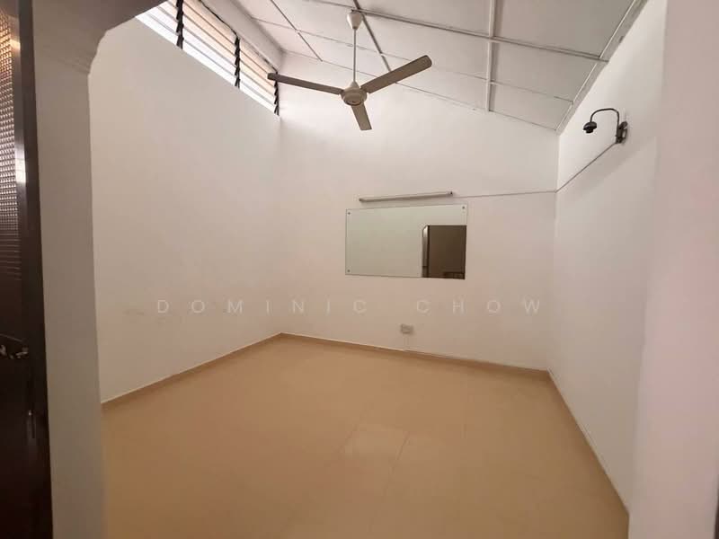 Rumah Teres 1.5 Tingkat untuk Disewa di Taman Perling (Perling) - Dominic Chow - PropertyGuru.com.my
