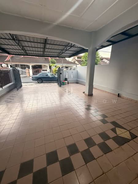 Rumah Teres 1.5 Tingkat untuk Disewa di Taman Perling (Perling) - Dominic Chow - PropertyGuru.com.my