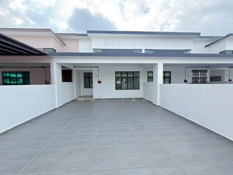 Rumah Teres 1 Tingkat untuk Dijual di Taman Mengkibol (Kluang) - May Tan - PropertyGuru.com.my