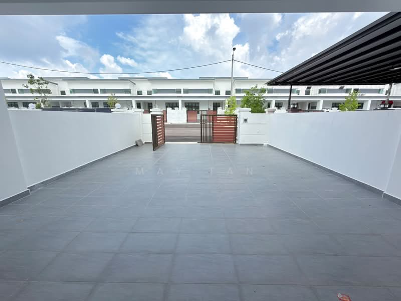 Rumah Teres 1 Tingkat untuk Dijual di Taman Mengkibol (Kluang) - May Tan - PropertyGuru.com.my