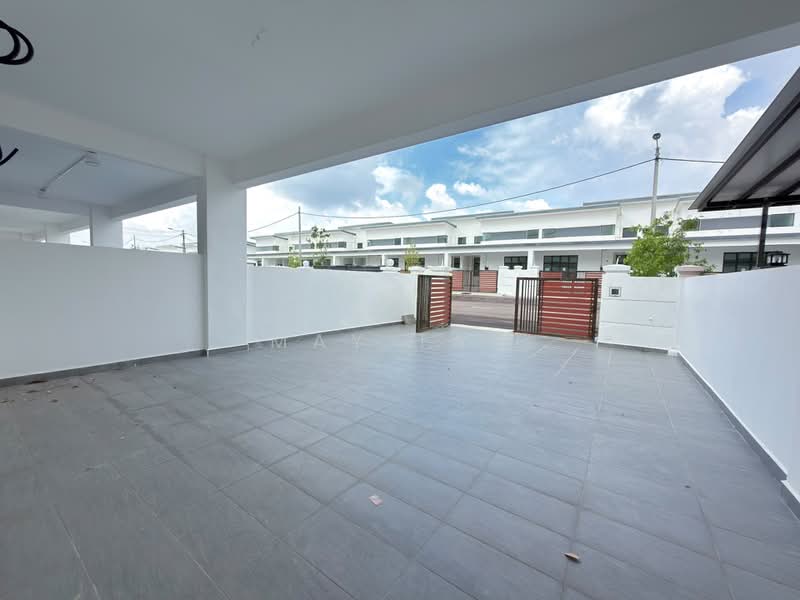 Rumah Teres 1 Tingkat untuk Dijual di Taman Mengkibol (Kluang) - May Tan - PropertyGuru.com.my
