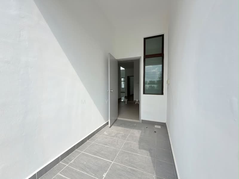 Rumah Teres 1 Tingkat untuk Dijual di Taman Mengkibol (Kluang) - May Tan - PropertyGuru.com.my