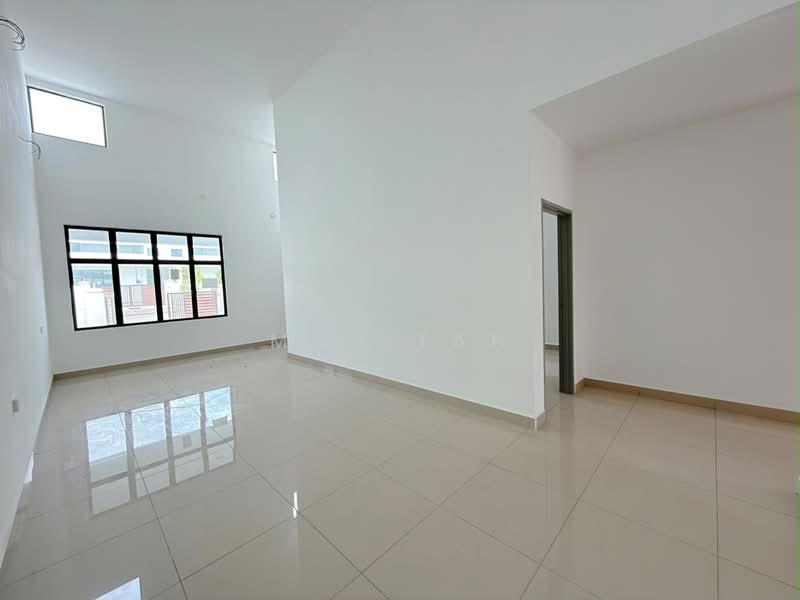 Rumah Teres 1 Tingkat untuk Dijual di Taman Mengkibol (Kluang) - May Tan - PropertyGuru.com.my