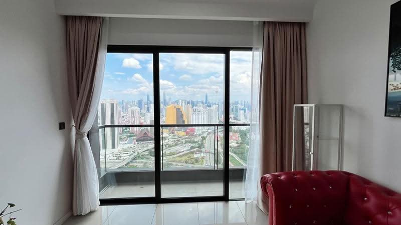 Kediaman Servis untuk Disewa di Duta Park Residences - KK Lim - Living Room - PropertyGuru.com.my
