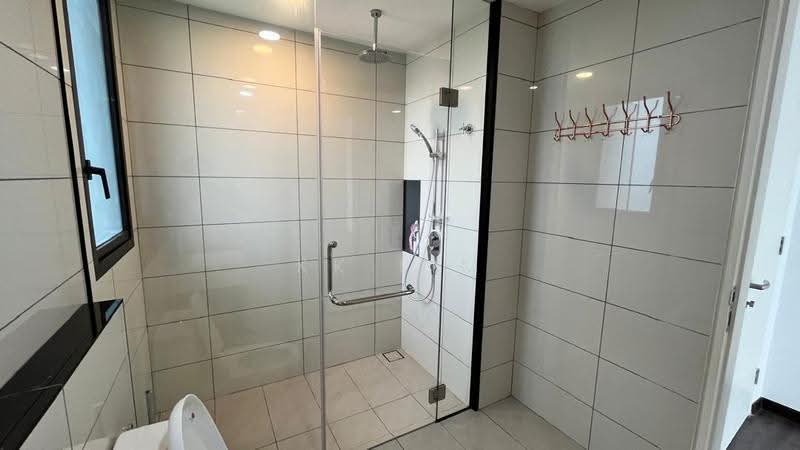 Kediaman Servis untuk Disewa di Duta Park Residences - KK Lim - Bathroom - PropertyGuru.com.my