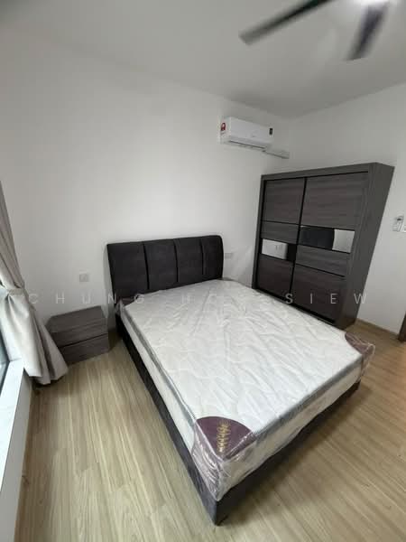 Apartment for Rent at Starview Bay @ Forest City - Chung How Siew - Bedroom - PropertyGuru.com.my