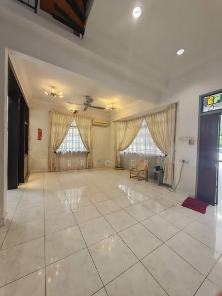 Rumah Teres 1.5 Tingkat untuk Dijual di Taman Pelangi Indah (Ulu Tiram) - Eric Er - PropertyGuru.com.my