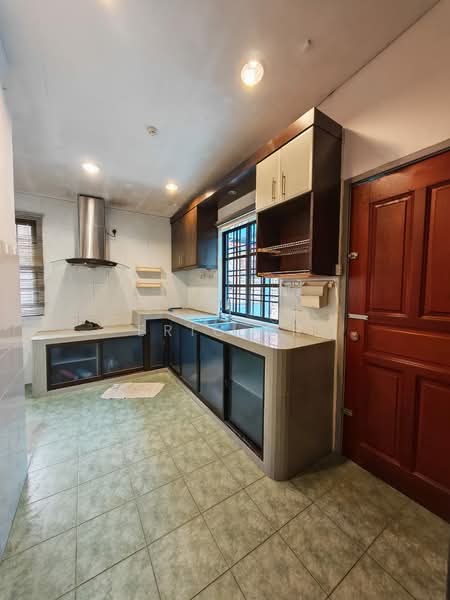 Rumah Teres 1.5 Tingkat untuk Dijual di Taman Pelangi Indah (Ulu Tiram) - Eric Er - PropertyGuru.com.my