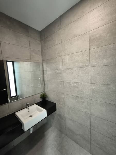 Rumah Banglo untuk Disewa di Masai (Johor) - Phoebe Foo - Bathroom - PropertyGuru.com.my
