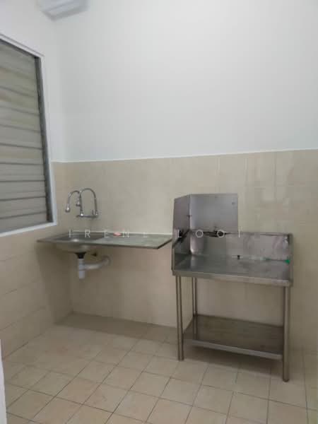 Pangsapuri untuk Dijual di Baiduri Court Apartment - Irene Looi - Kitchen - PropertyGuru.com.my