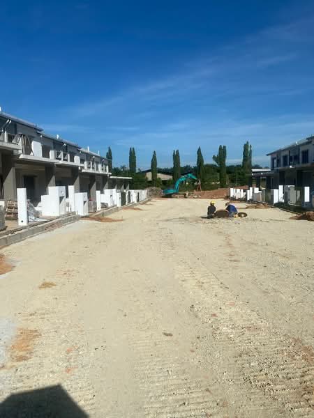 Rumah Teres 2 Tingkat untuk Dijual di Kota Warisan (Sepang) - Hamizah . - Exterior - PropertyGuru.com.my