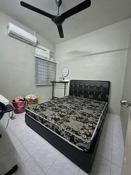 1-storey Terraced House for Sale in Lukut (Negeri Sembilan) - Azrul Othman - Bedroom - PropertyGuru.com.my