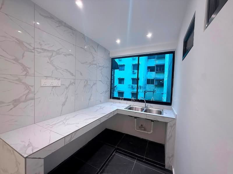Flat for Sale at Flat Daisy - Christina Ang - Kitchen - PropertyGuru.com.my