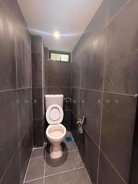 Flat for Sale at Flat Daisy - Christina Ang - Bathroom - PropertyGuru.com.my