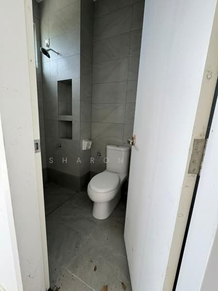 2-storey Terraced House for Sale in Setia Eco Gardens (Gelang Patah) - Sharon Ng - Bathroom - PropertyGuru.com.my