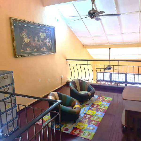 1.5-storey Terraced House for Sale in Taman Molek (Johor Bahru) - Karl Lim - Interior - PropertyGuru.com.my